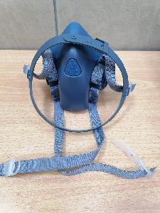 Полумаска 3M 7502 средняя, размер М (не оригинал)