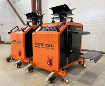 Вибростенд Vibrocar для диагностики подвески автомобилей базовая комплектация с лестницами и шумоизо
