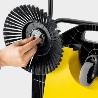 Машина подметальная KARCHER S 4 Twin