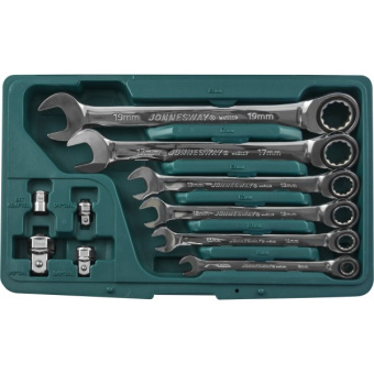 Набор Jonnesway комбинированных трещоточных ключей 8-19 мм и адаптеров
